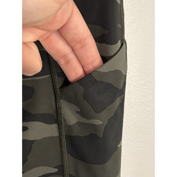 ATHLETA Ultimate 7/8 Tight Olive Camo Women Small Ankle Pocket Legging High Rise - Picture 5 of 13